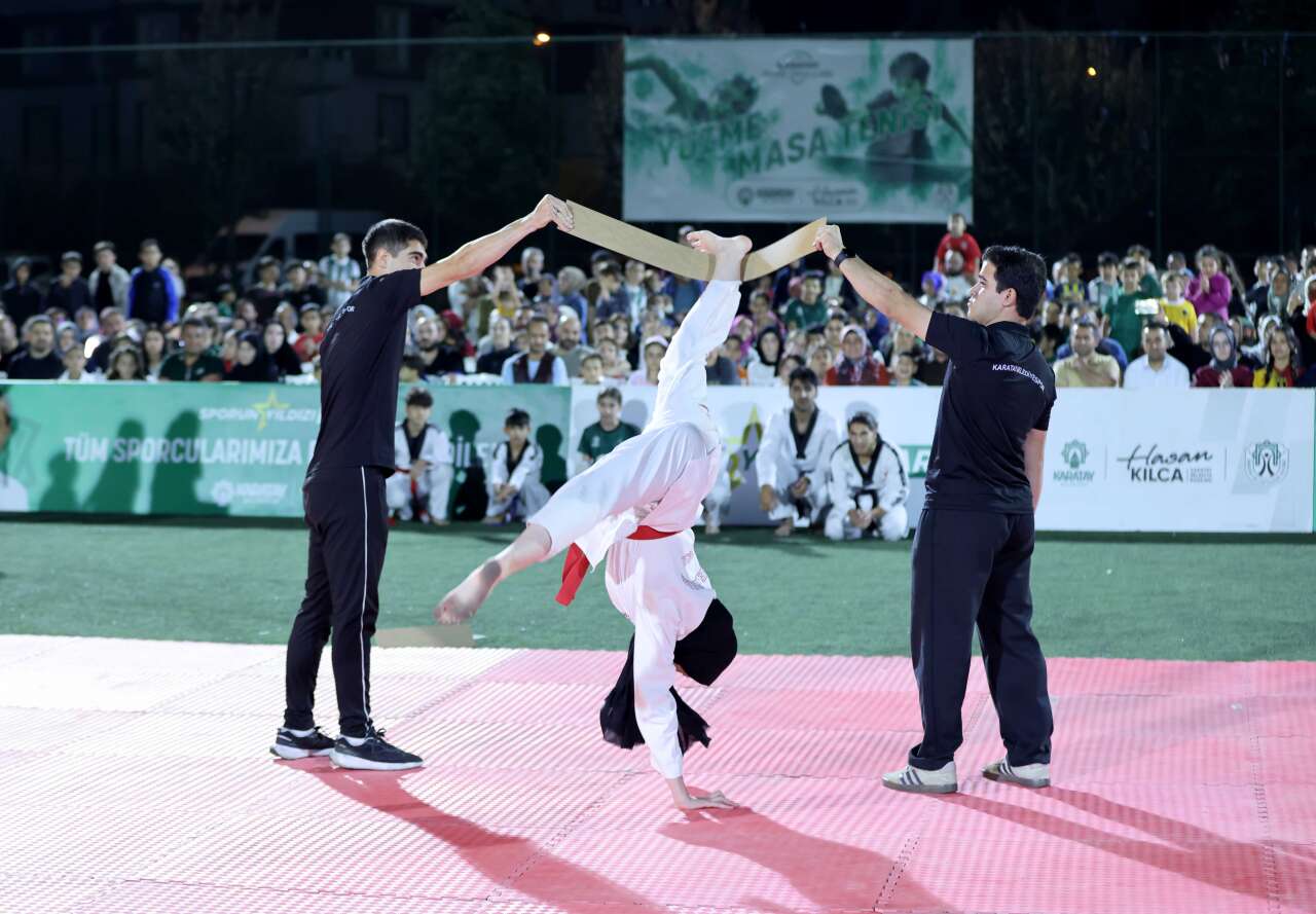 Konya’da 8 haftalık maraton sona erdi! 3 bin 670 çocuk renkli bir finalle veda etti 12